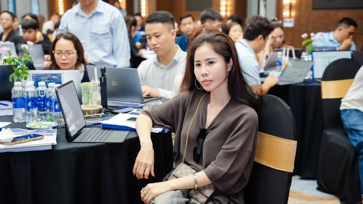 Ms. Gia Hân