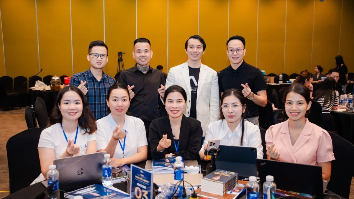 Mr. Đỗ Hương Bizbooks
