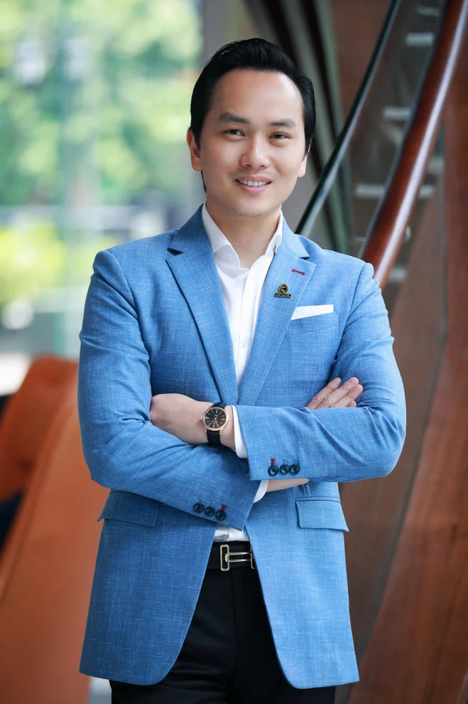Mr. Nguyễn Mạnh Hà