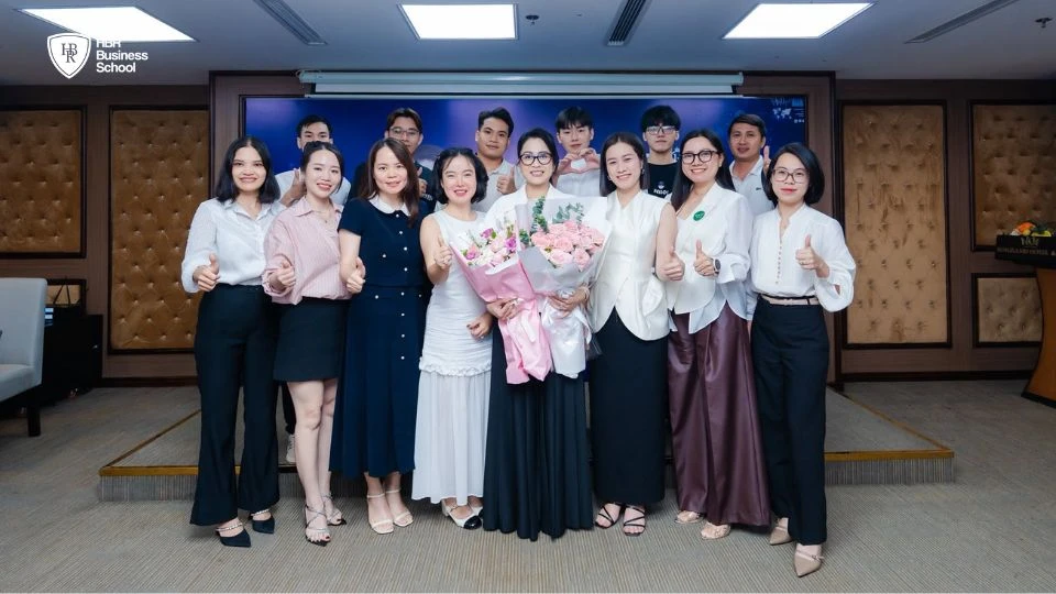 Ms. Ngô Diễm Hương