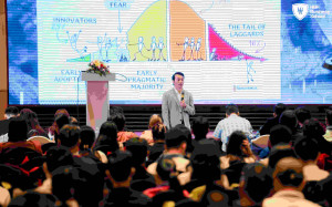 Mr. Tony Dzung với vai trò tiên phong phong trào AI-First Company
