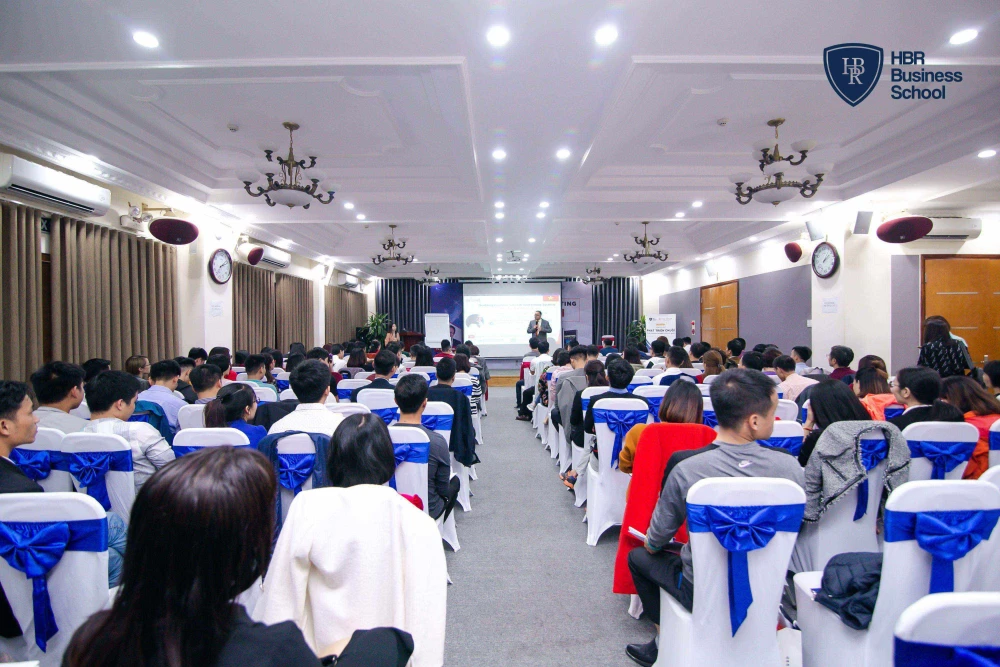 Khóa học CEO tại Hà Nội, HCM - Xây dựng hệ thống sales & Marketing hiện đại