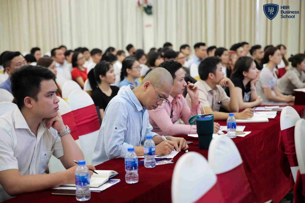 Khóa học CEO tại Hà Nội, HCM - Xây dựng hệ thống Sales & Marketing hiện đại